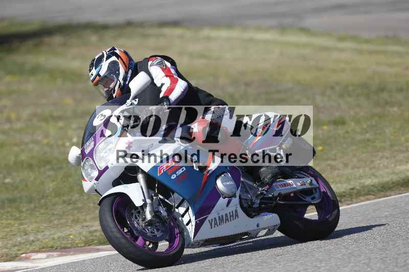 /01 02.04.2026 MAZ ADR/Gruppe gelb Gruppe gruen/3